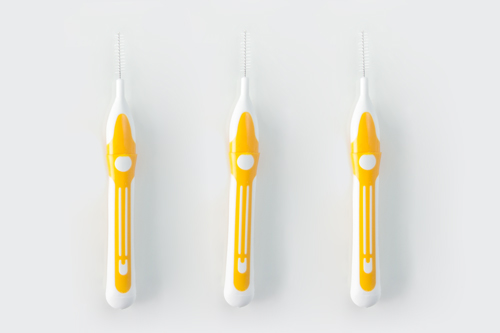 dentos interdental brush i yello.jpg